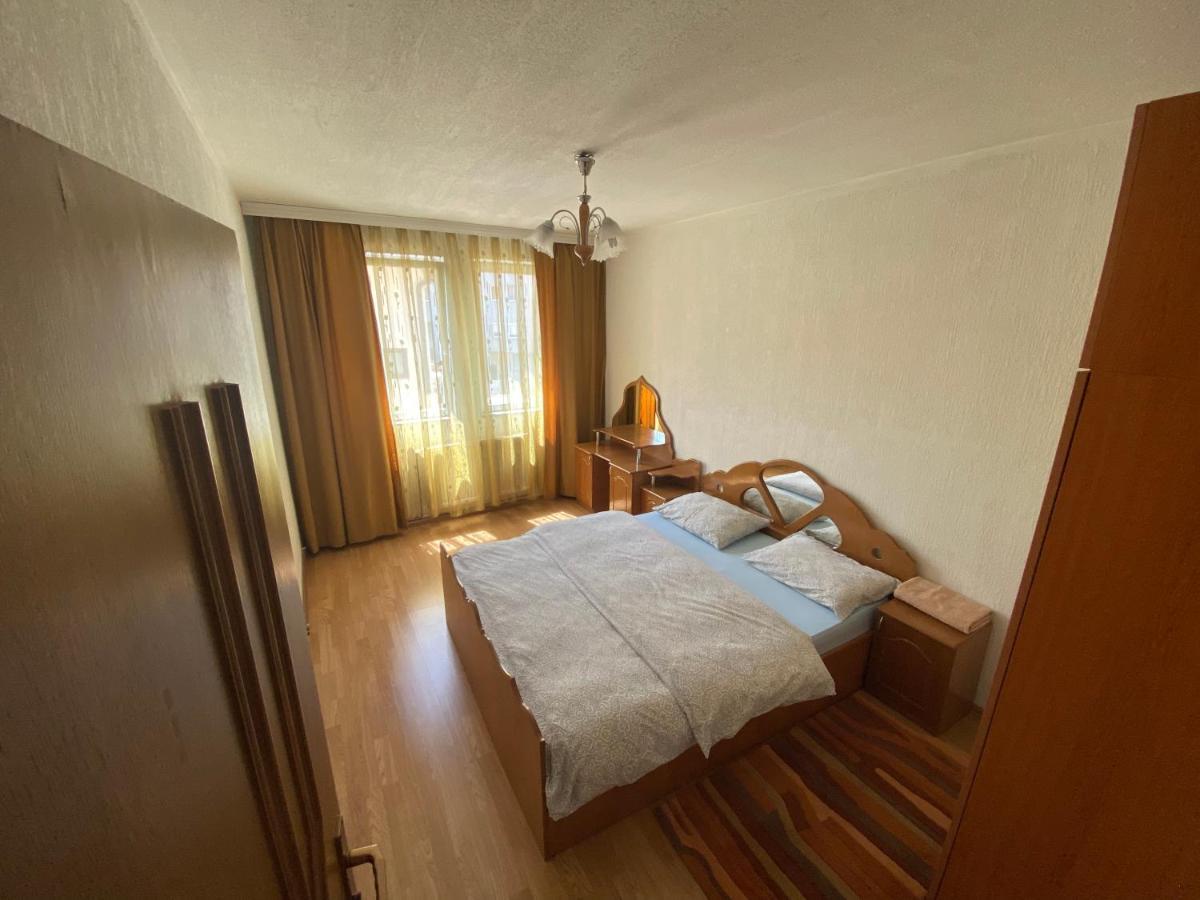 Cima Apartment Pristina Exteriör bild