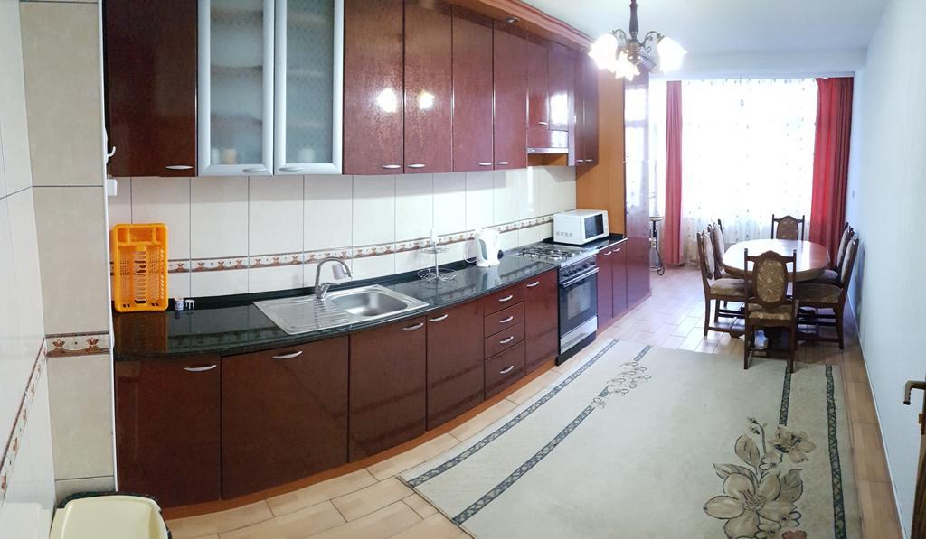 Cima Apartment Pristina Exteriör bild